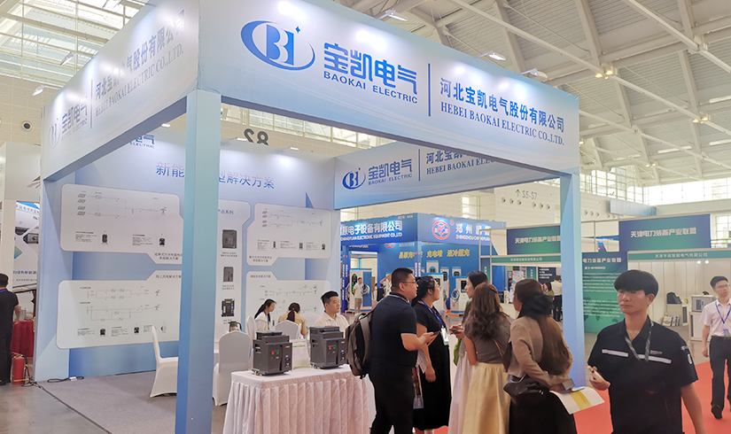 暴击行业天花板！jinnianhui今年会电气硬核技术亮相天津清洁能源展，引央视记者及能源产业巨头现场“挖宝”